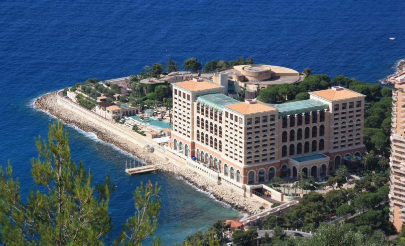 The Monte-Carlo Bay Hotel & Resort wins the prize for the most beautiful swimming pool in Europe