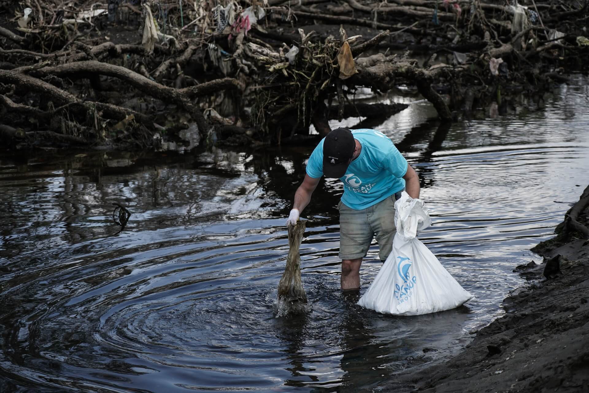 De La Rivi re L oc an Comment R duire La Pollution Plastique
