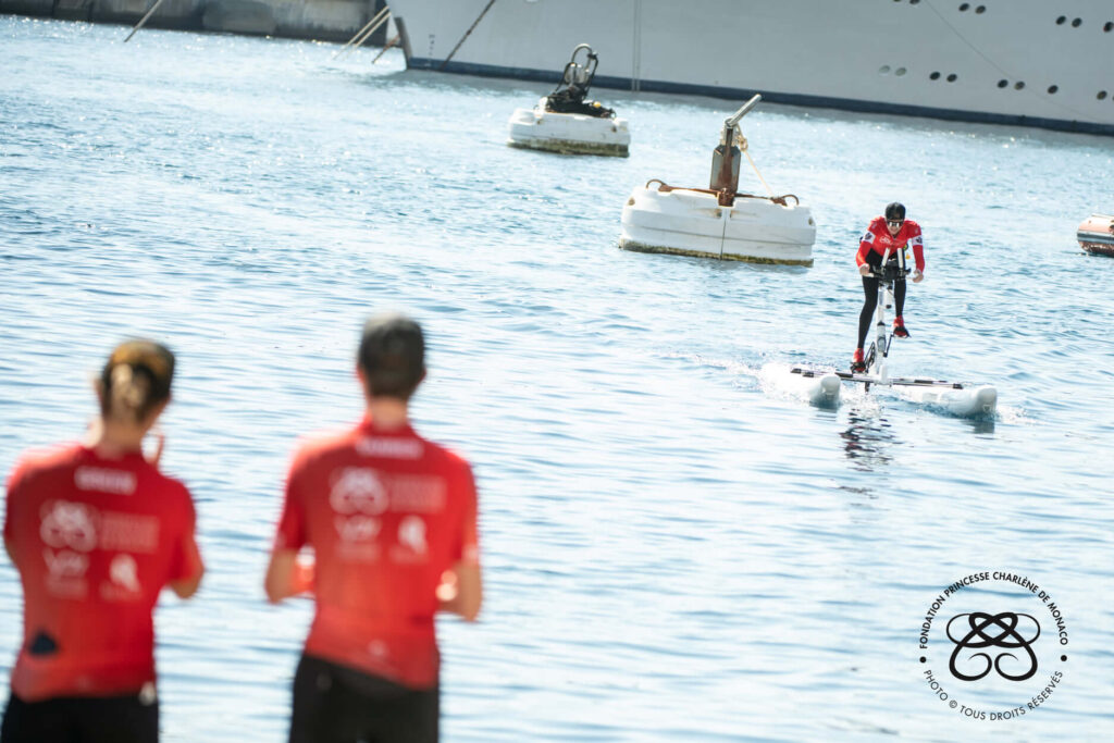 princesse-charlene-water-bike-challenge(1)