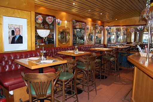 gerhard's café monaco