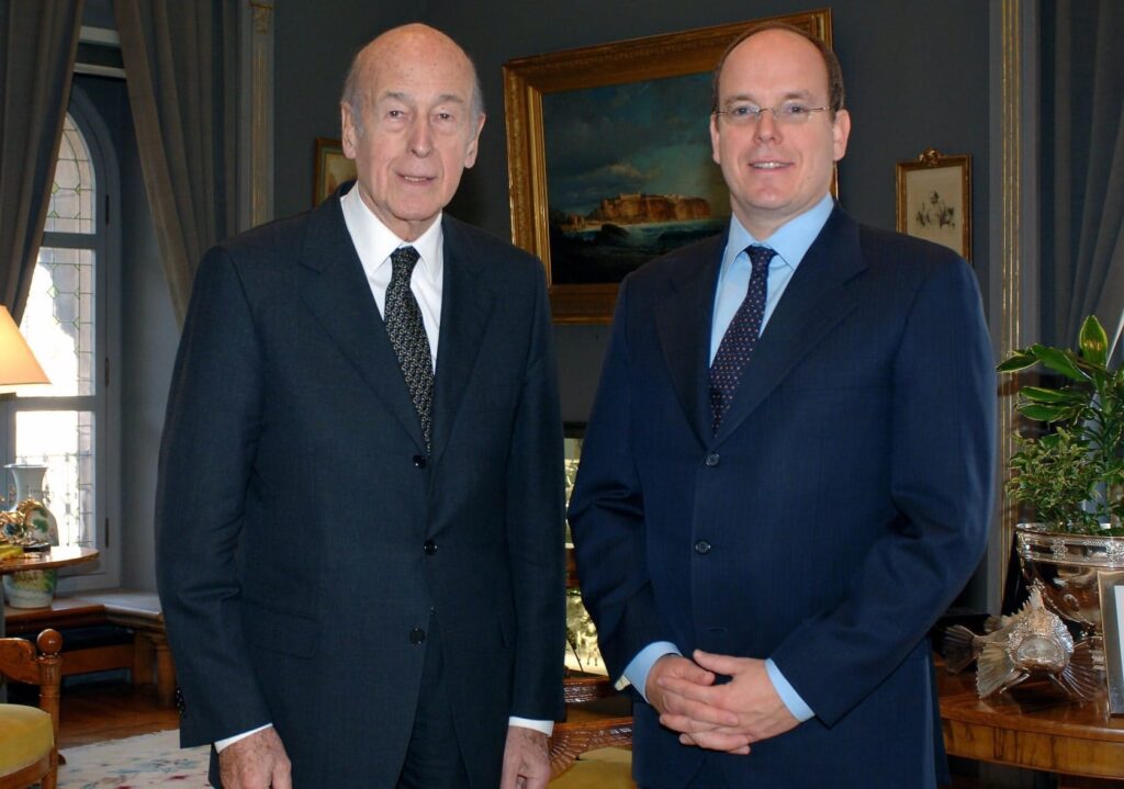 Valery-Giscard-d-Estaing-Prince-Albert-II-Monaco-min