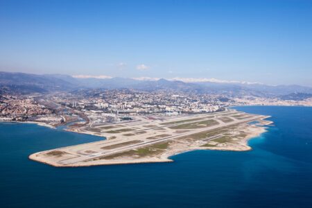 Vue-Aerienne-Aeroport-Nice