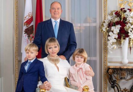 Famiglia-principesca-di-Monaco-foto-ufficiale