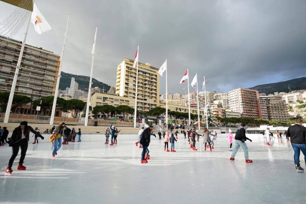 Pista di pattinaggio a Monaco