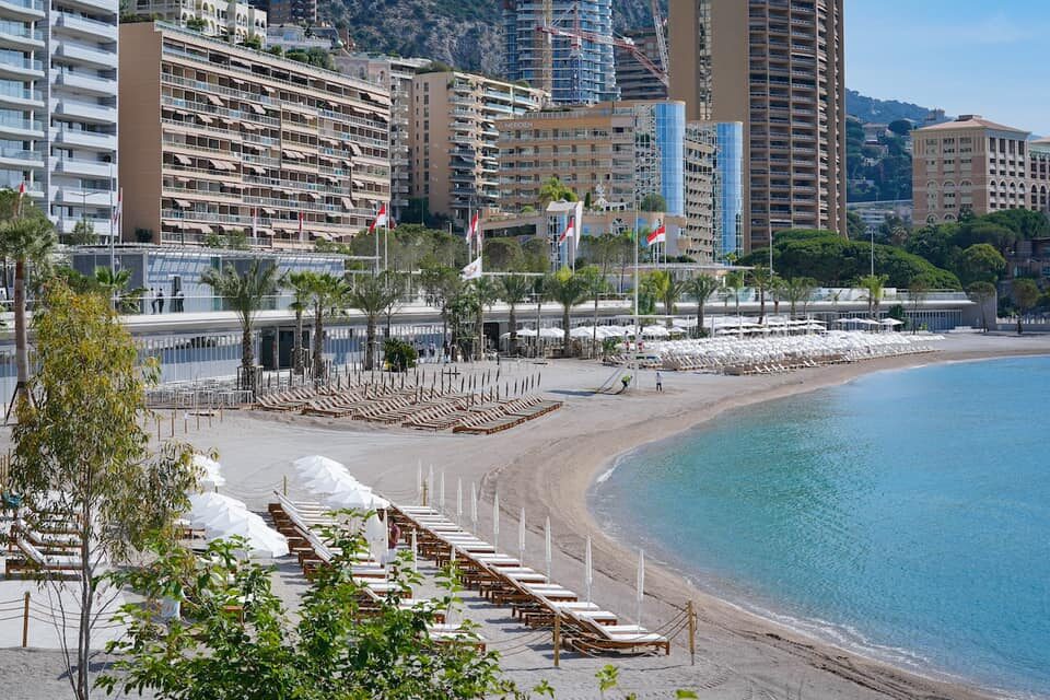 la plage du larvotto à Monaco