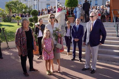 concours-international-de-bouquets-avec-le-prince-albert-II