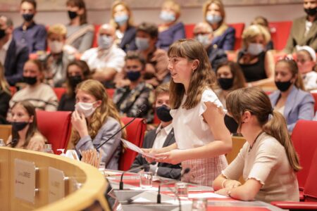 conseil-national-des-jeunes