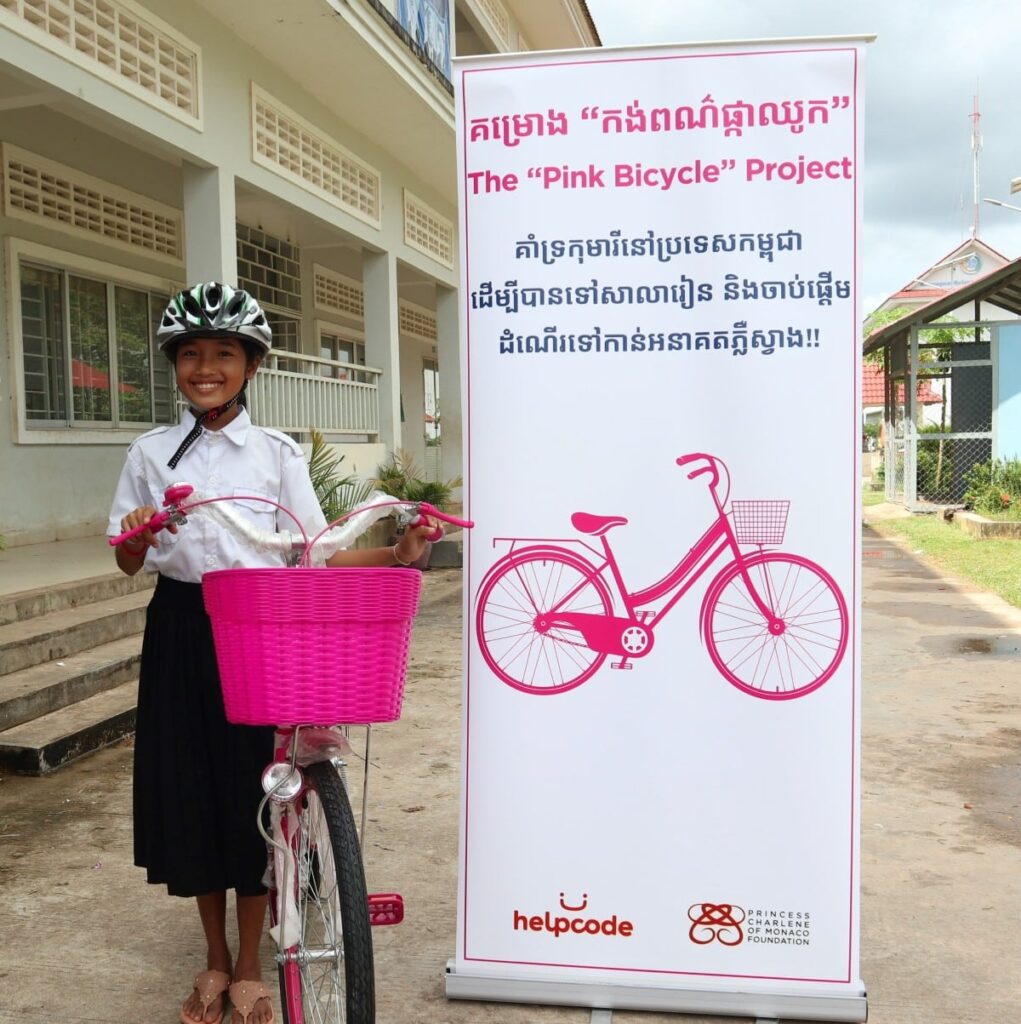 fondation-princesse-charlene-velos-cambodge-ecole