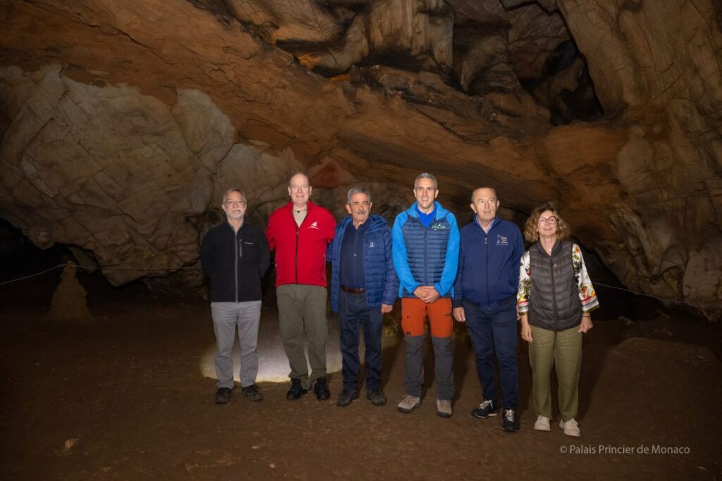 prince-albert-ii-grotte-el-castillo-