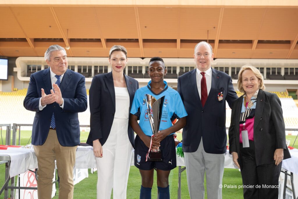 Prince-Albert-II-Princesse-Charlene-min