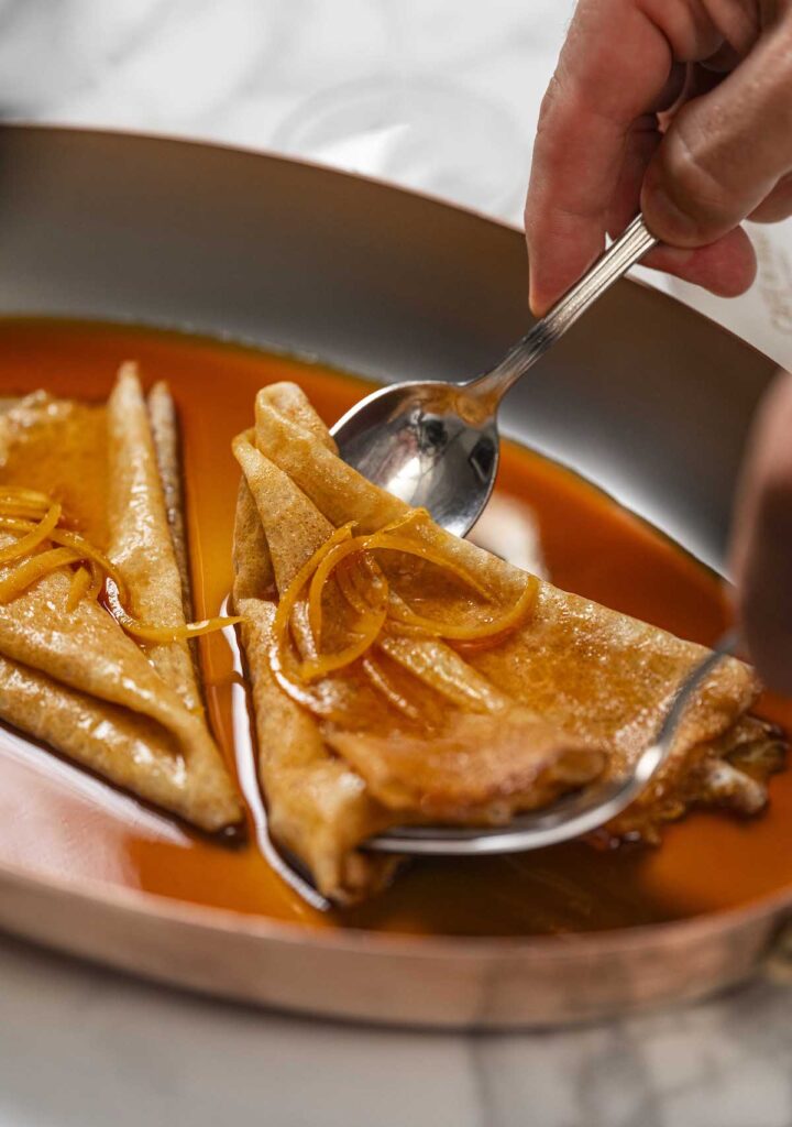 cafe-paris-crepe-suzette