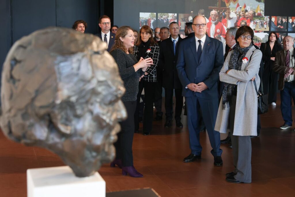 prince-albert-ii-princess-stephanie-sainte-devote-corse