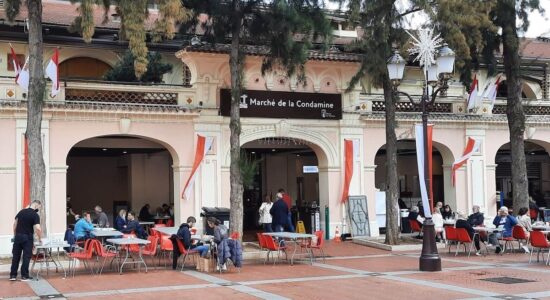 place-darmes-marche-de-la-condamine