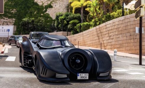 Carspotting voiture Monaco batmobile