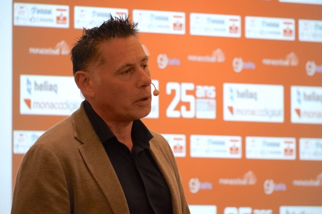 Thierry Deschamps de Paillette-25-ans-ADIM
