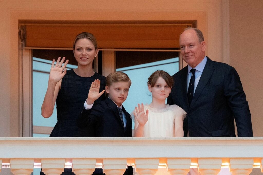 famille princiere de monaco jumeaux