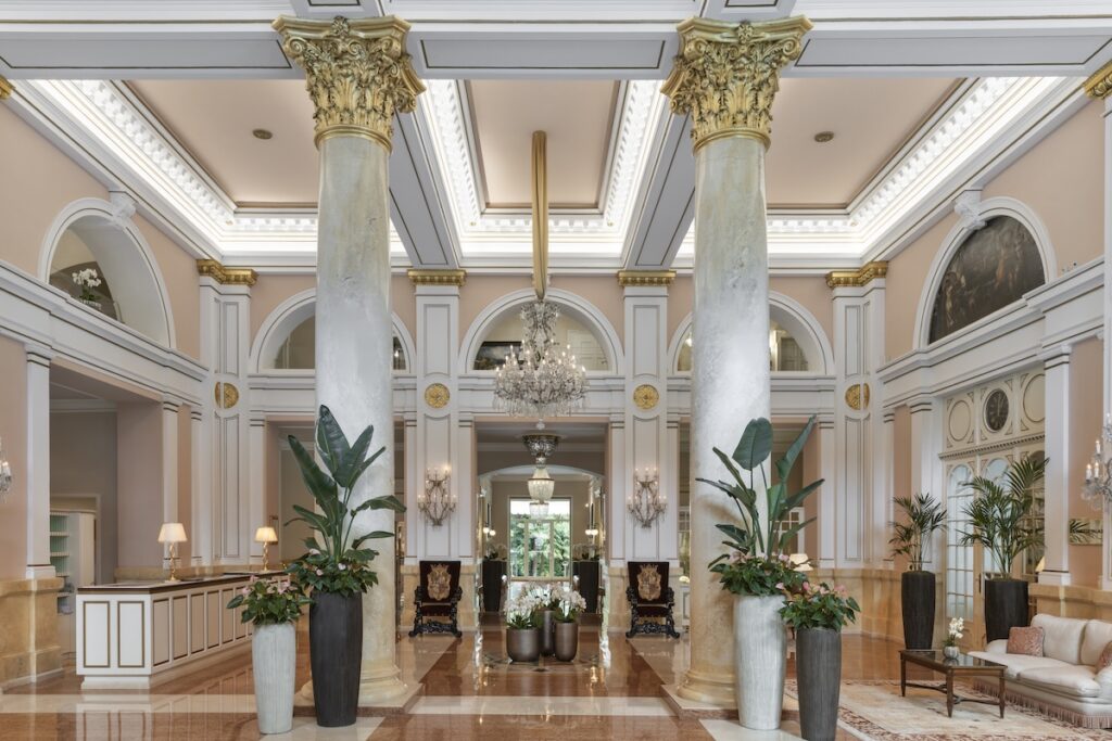 PALACE MERANO - LOBBY - © Moggi