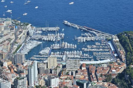Port-Hercule-C-Direction-de-la-Communication_900x900