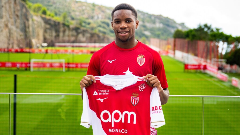 stanis-idumbo-presentation-as-monaco-auxerre