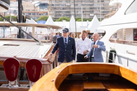 Prince Albert II visited the stands at the Monaco Yacht Show on Thursday 25 September 2025 © Frédéric Nebinger / Prince's Palace 