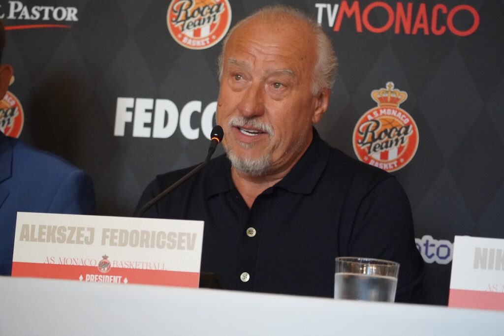 as-monaco-basket-rentree-mike-james-strazel