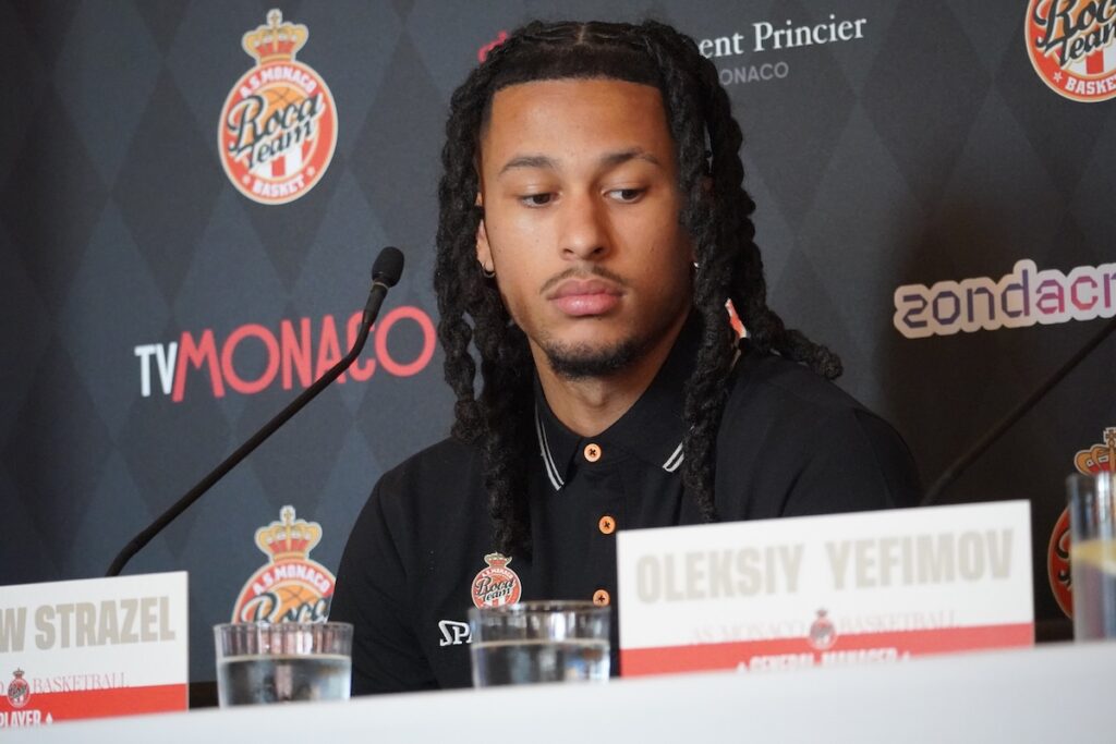 as-as-monaco-basket-rentree-mike-james-strazel-basket-rentree-mike-james-strazel
