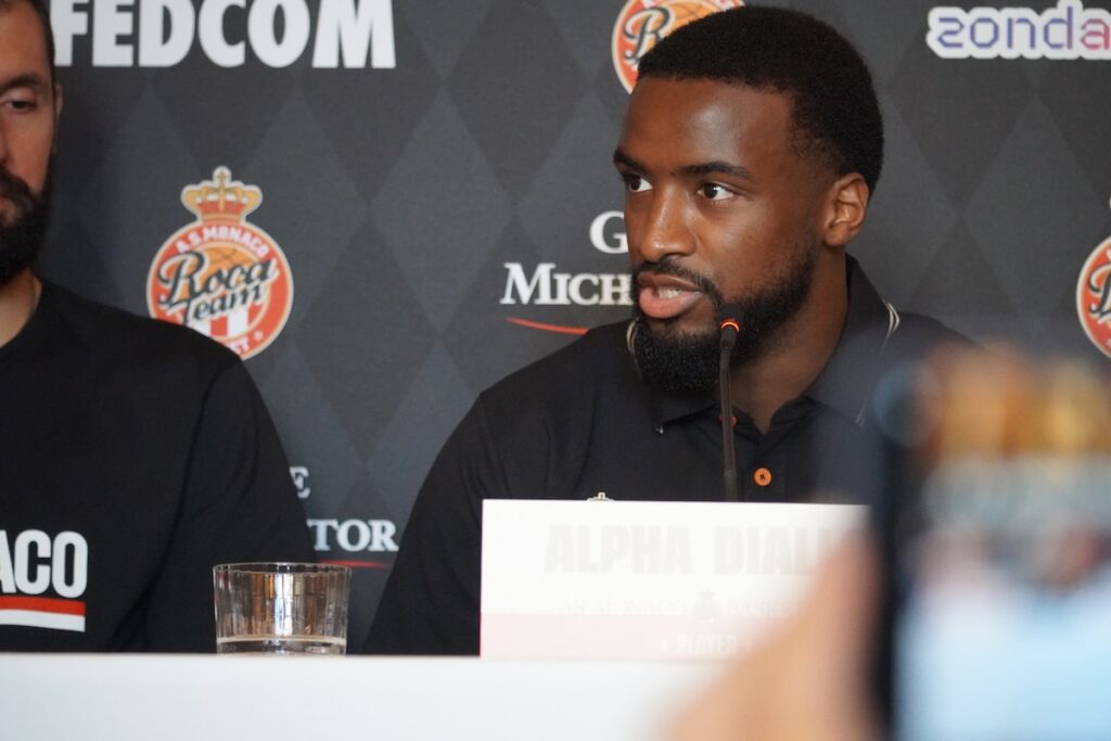 as-as-monaco-basket-rentree-mike-james-strazel-basket-rentree-mike-james-strazel