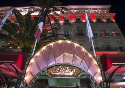 Restaurant Le Siècle - Hôtel West End Nice - Photo Francis Vauban 01