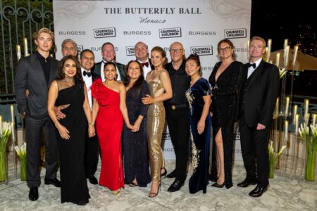 John Caudwell et Modesta Vžesniauskaitė avec le Life-Changers Circle