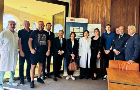 Participants visite au Centro Cardio Toracico di Monaco