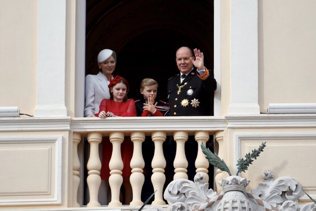 La Famille Princière au balcon du Palais pour la célébration de la Fête Nationale © Stéphane Renaux - Monaco Tribune