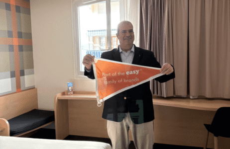 sir stelios easyhotel