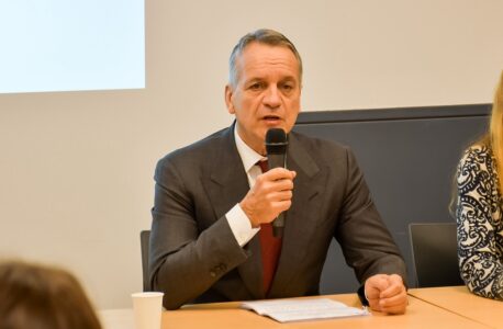 Le maire Georges Marsan a convoqué une réunion d'information auprès des riverains le 15 décembre dernier © Mairie de Monaco