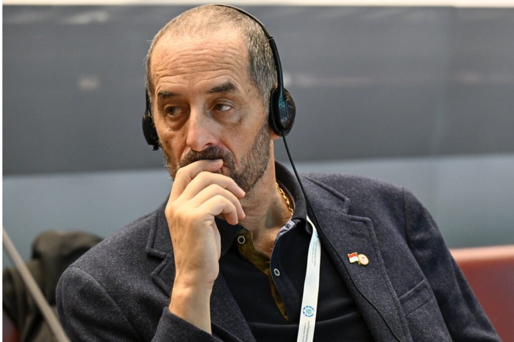 Fabrice Notari lors d'un sommet de l'UIP © Conseil national