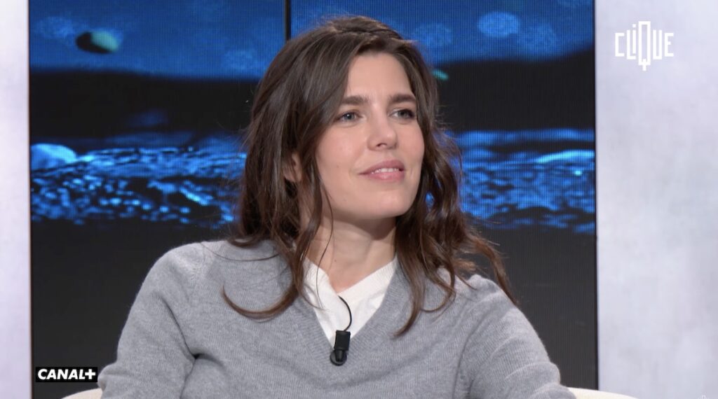 Charlotte Casiraghi était l'invitée de Mouloud Achour dans l'émission Clique diffusée sur Canal + le 10 février © Clique - YouTube