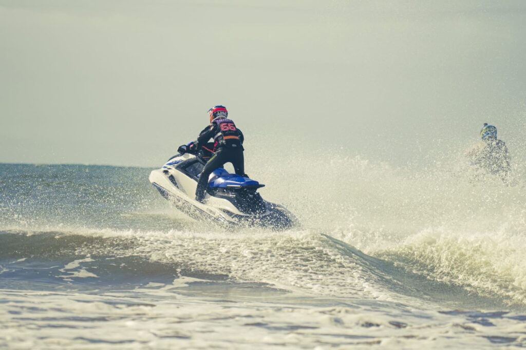 Les motomarines de runabout sont capable d'atteindre 100 km/h en moins de 4 secondes © Fédération royale motonautique marocaine 