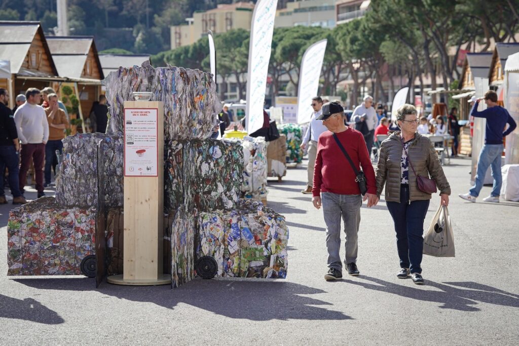 Monacollecte se délocalise du Port Hercule, direction le Chapiteau de Fontvielle © Direction de la Communication / Stéphane Danna