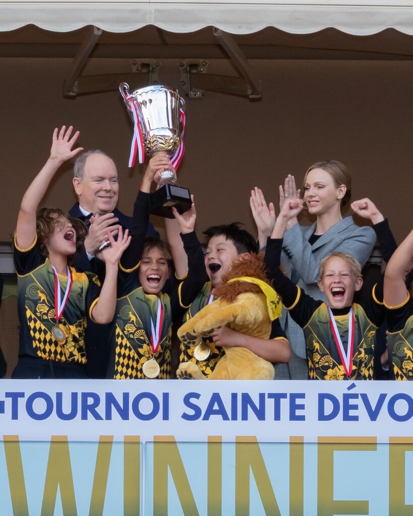 tournoi-sainte-dévote-celebration-couple-princier-grande
